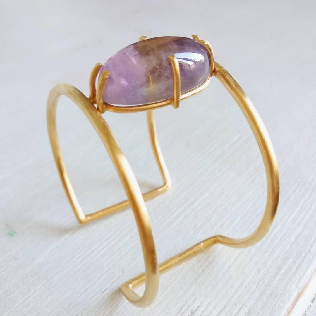 Brazalete de Hilo Doble con Ametrino de Bolivia - Sophie's in Jupiter