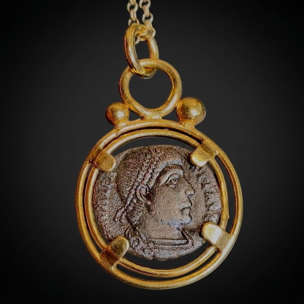 SPQR Pendant