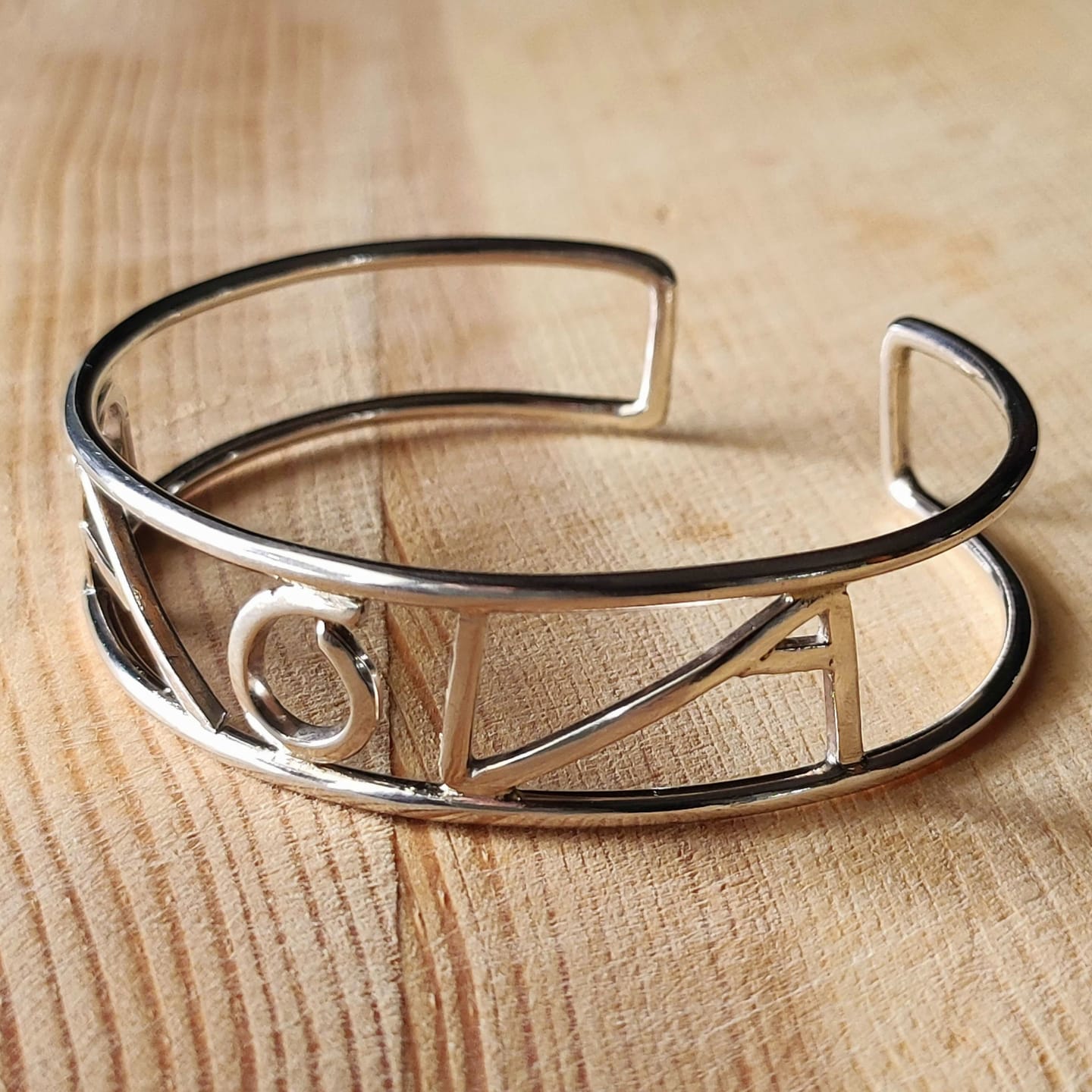 Bracciale con Nome Geometrico Personalizzabile