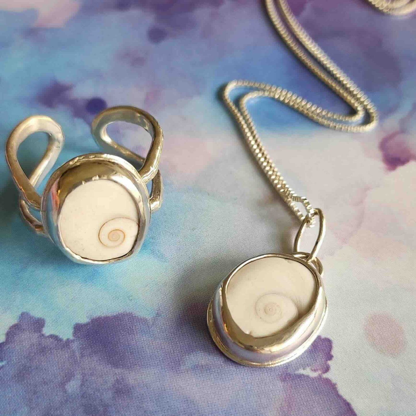 Lucky Bean Ring (Sea Ear)